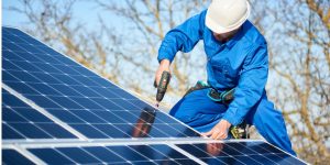 Installation Maintenance Panneaux Solaires Photovoltaïques à Fontvannes